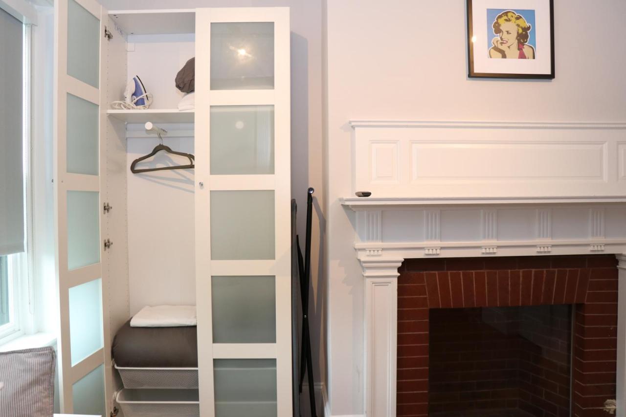 Large Studio W/ Queen And Sofa Bed..#38 Brookline Ngoại thất bức ảnh